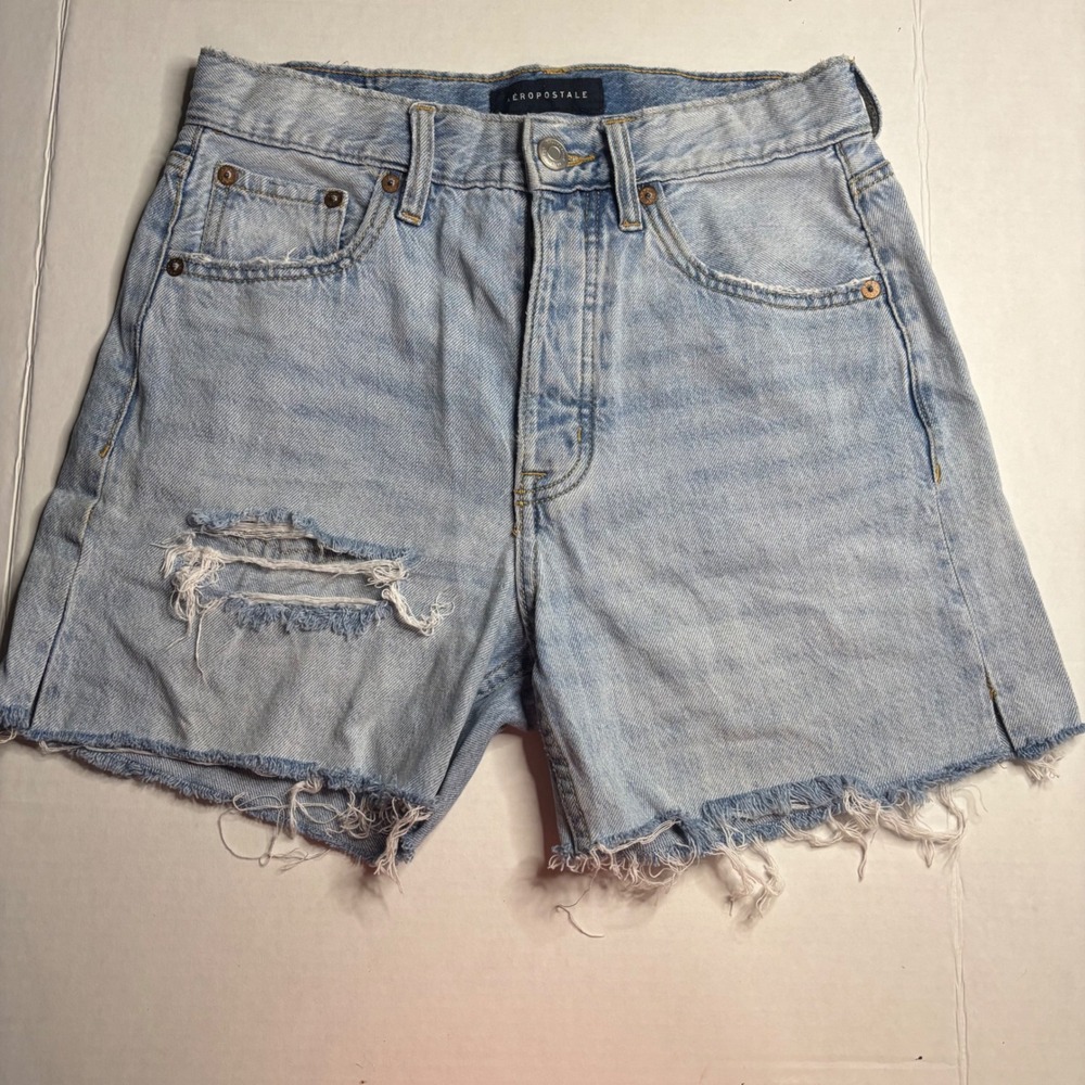 Aeropostale 90s Baggy High Waisted Distressed Denim Shorts Light Wash Blue Sz 6